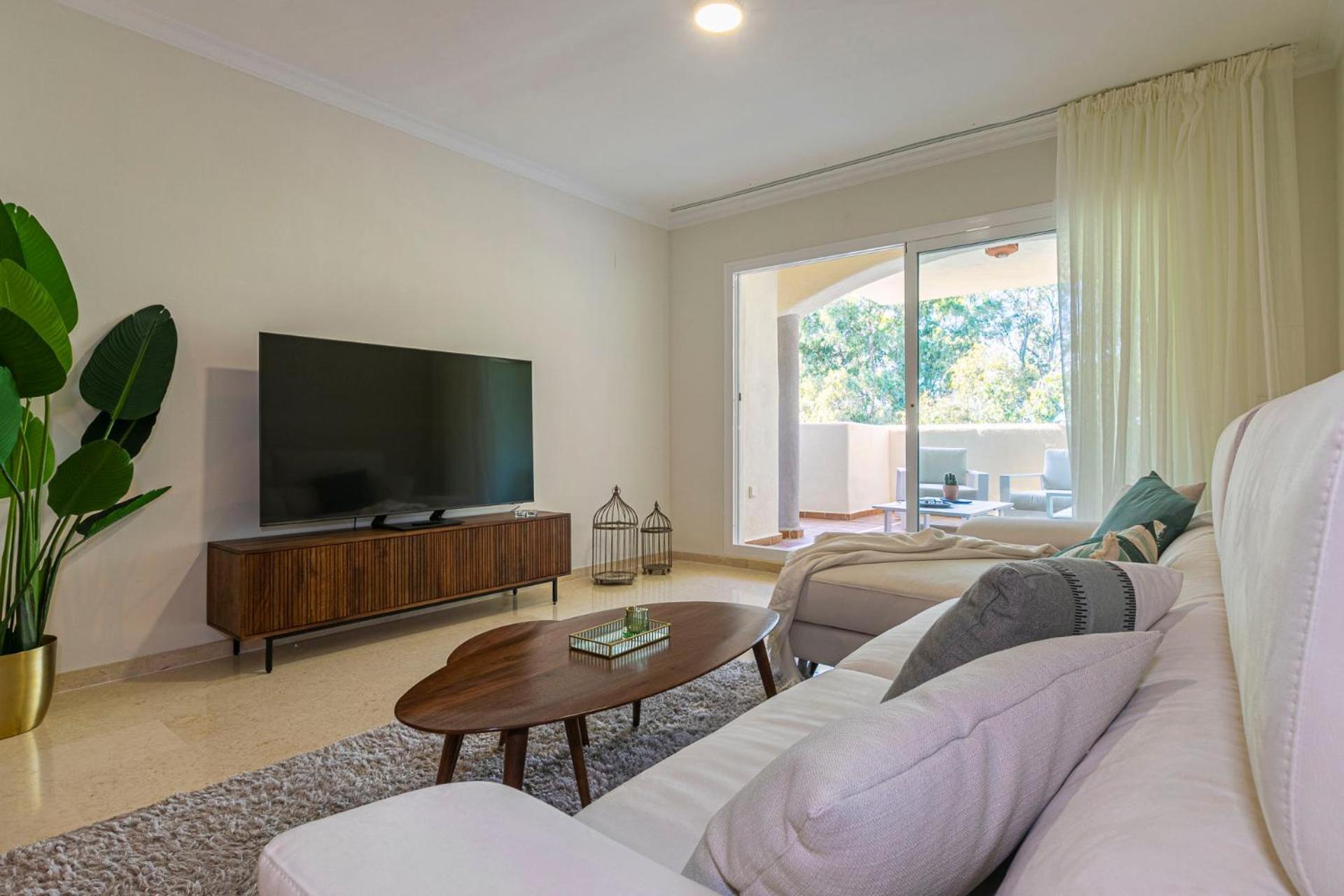 Hills By Bh Appartement *